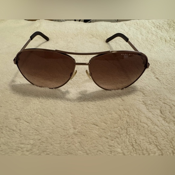 MARC BY MARC JACOBS Sunglasses - Picture 5 of 5